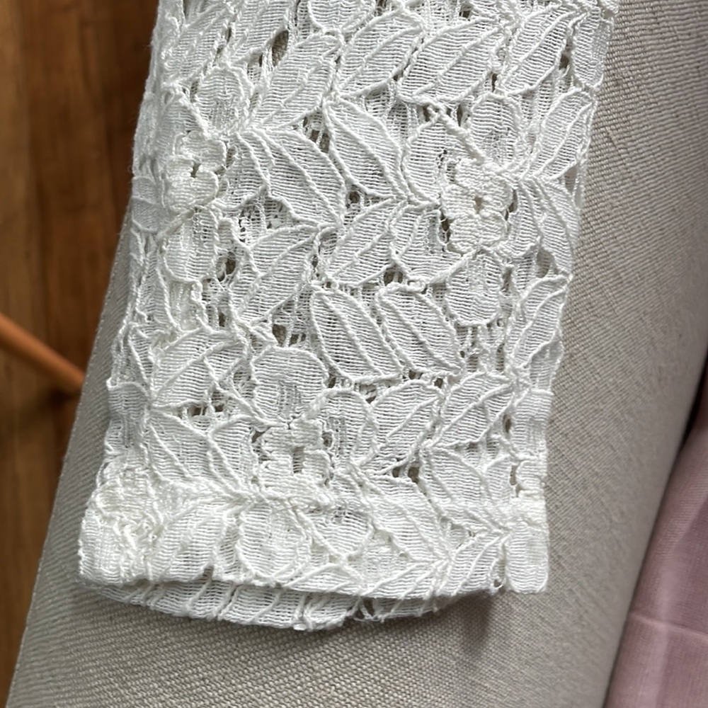 NEIMAN MARCUS WOMENS PINK SWEATER WITH CREAM LACE ARMS - Picture 9 of 12